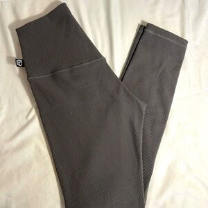 Born Primitive light gray Limitless leggings